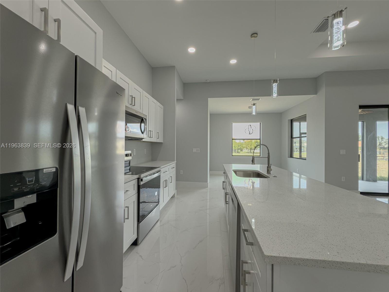 417 Paddock Street — photo 8