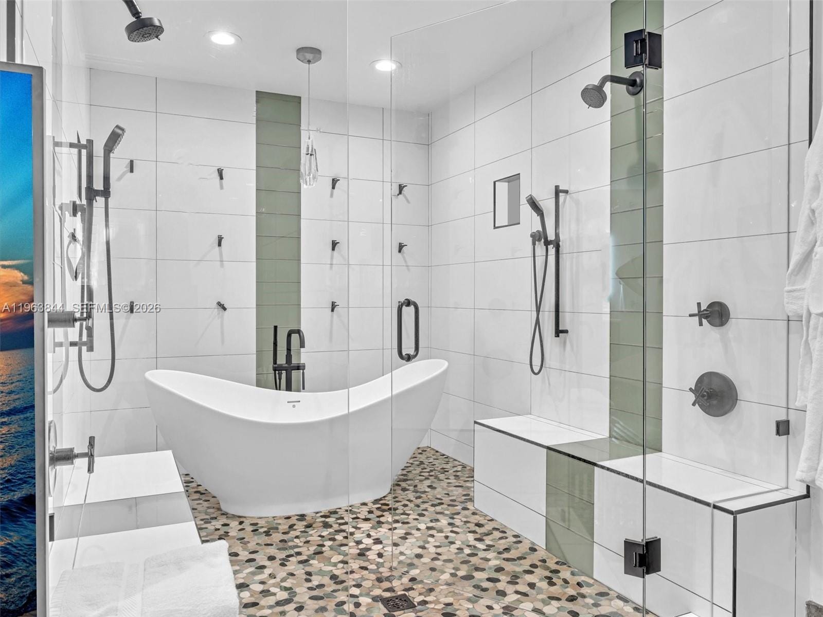 840 S Southlake Drive, Hollywood, FL 33019 photo 12
