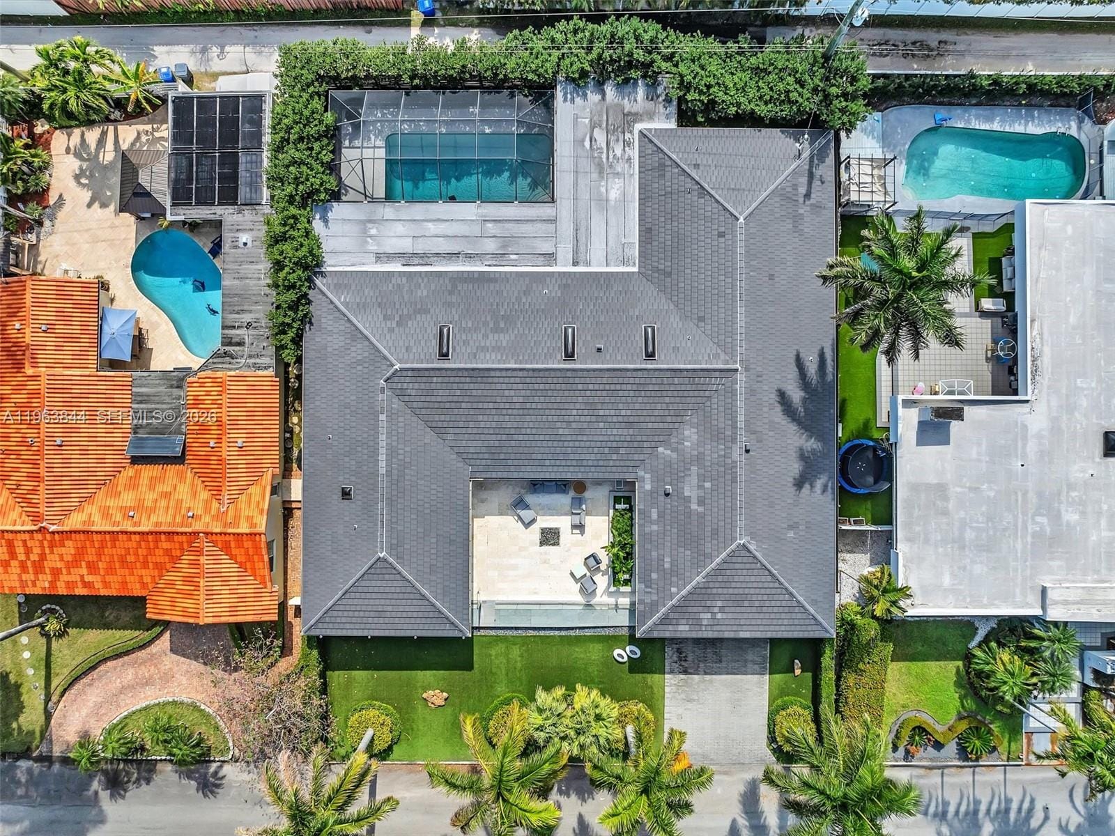 840 S Southlake Drive, Hollywood, FL 33019 photo 18