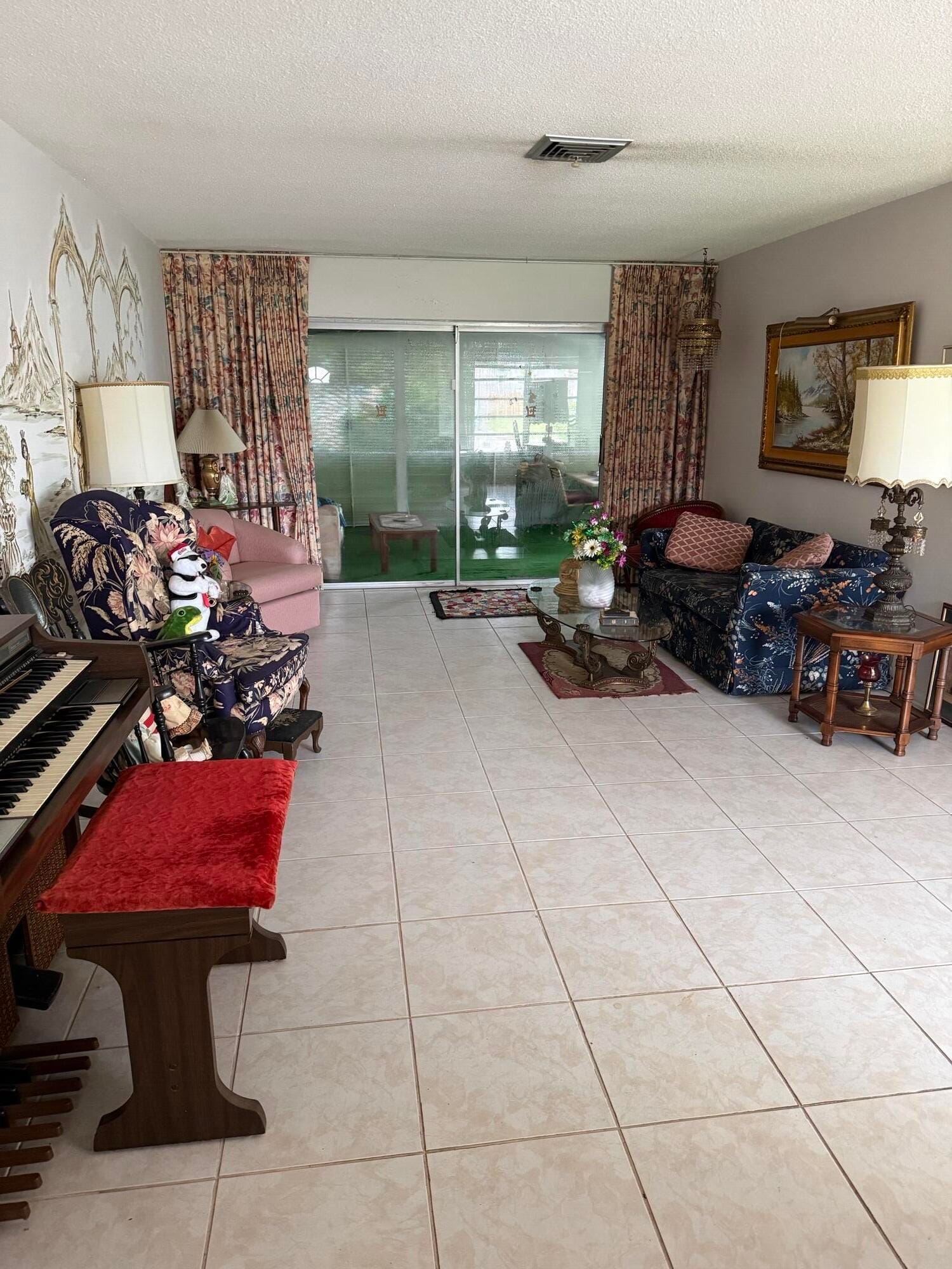 626 S Crescent Drive, Hollywood, FL 33021 photo 6