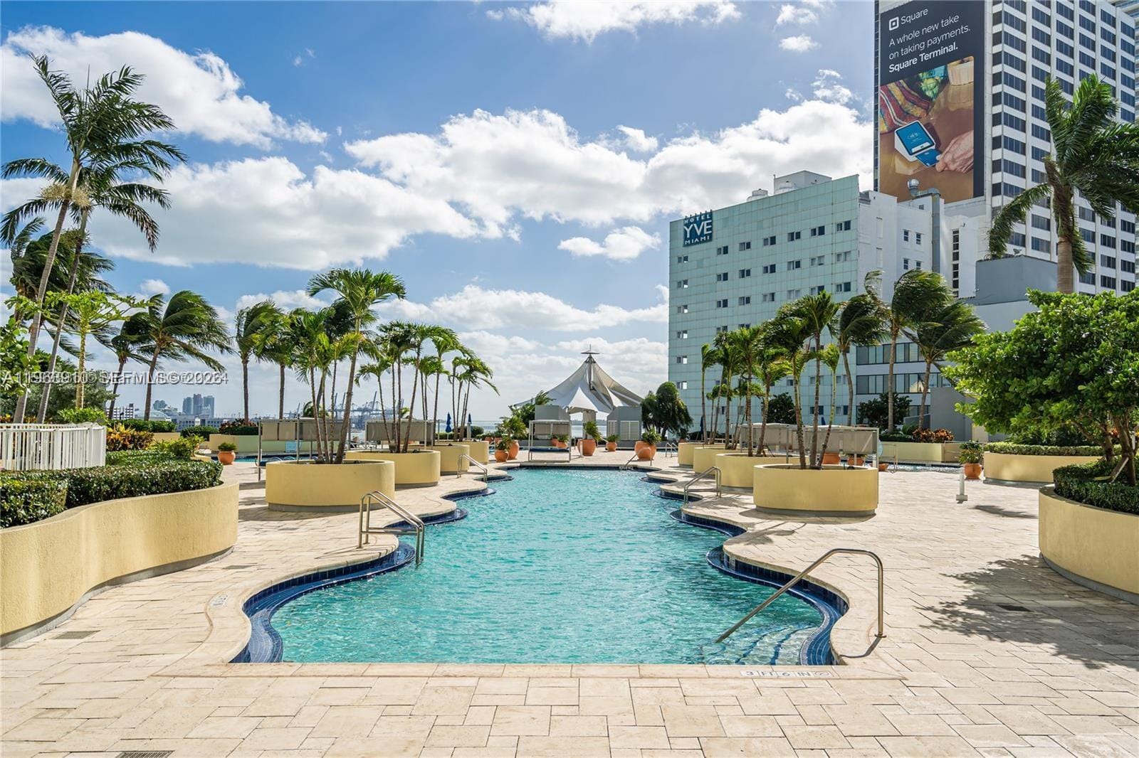253 NE 2nd Street 433, Miami, FL 33132 photo 14