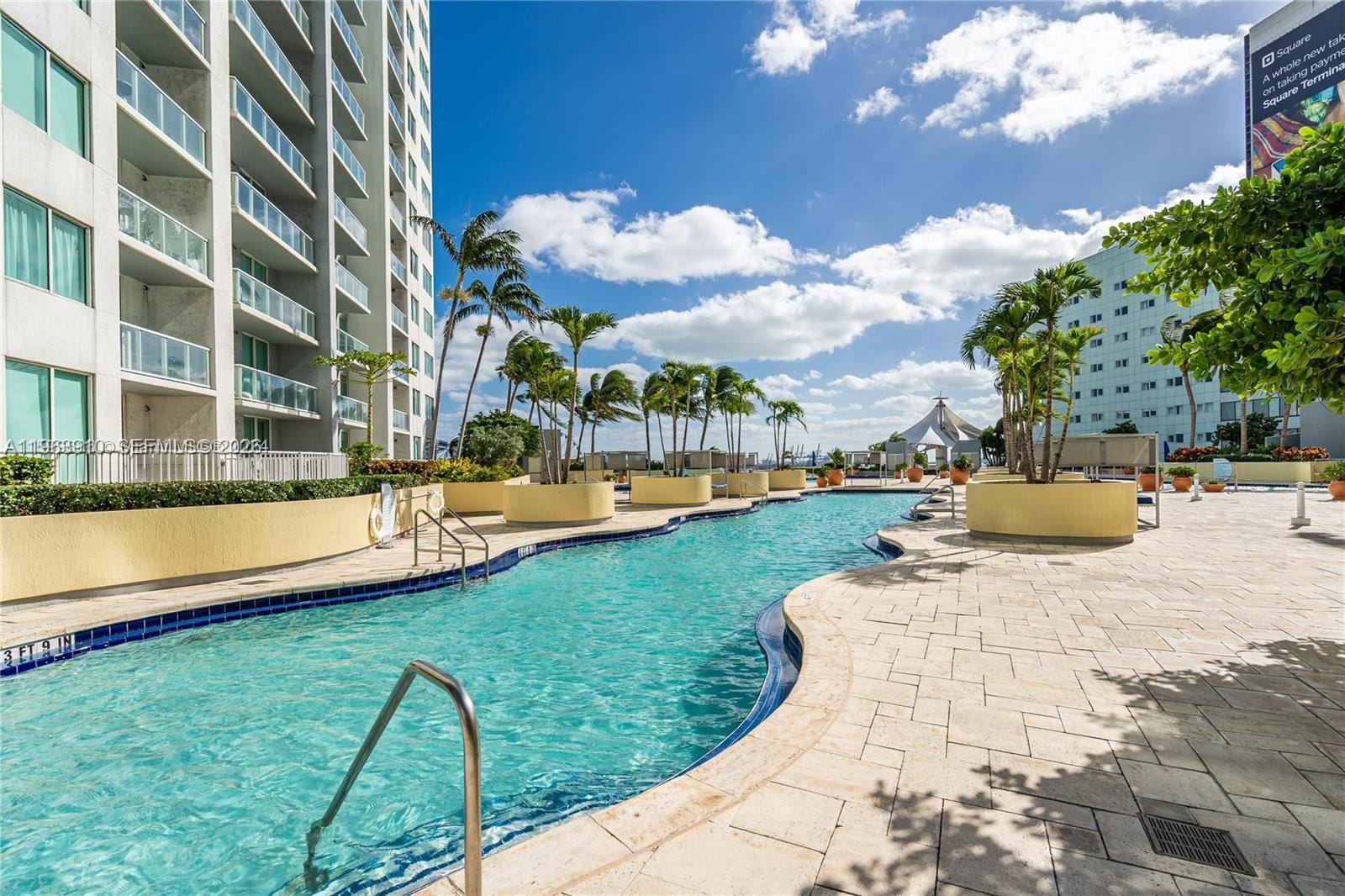 253 NE 2nd Street 433, Miami, FL 33132 photo 15