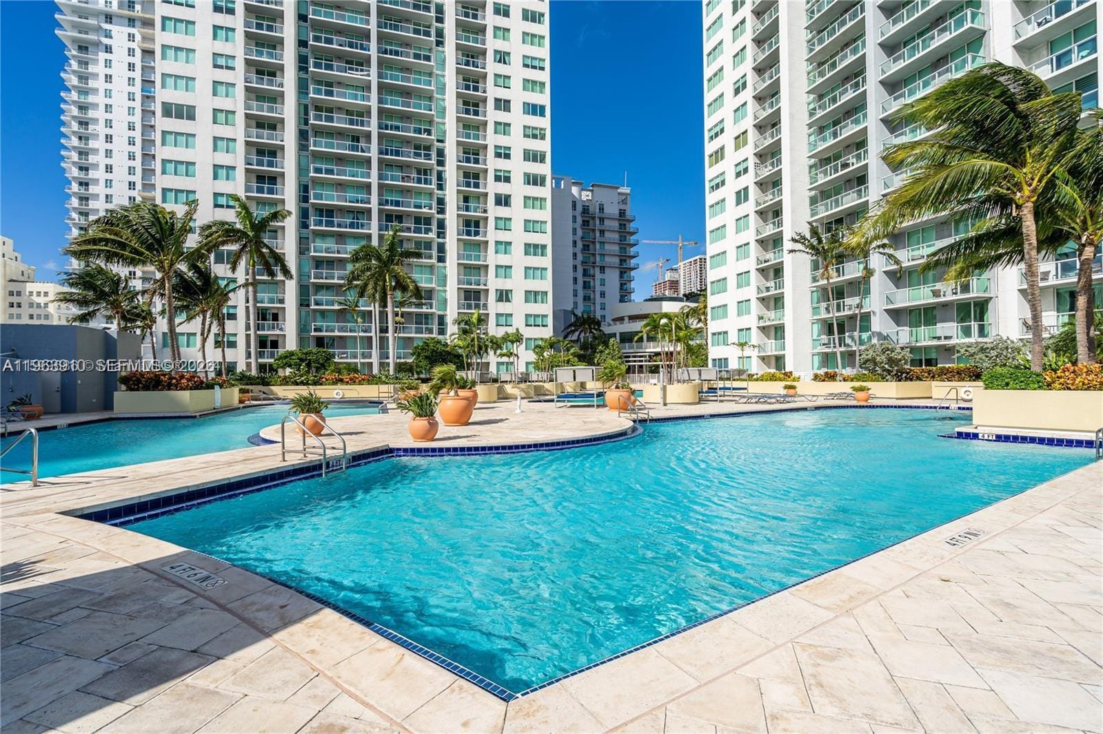 253 NE 2nd Street 433, Miami, FL 33132 photo 19