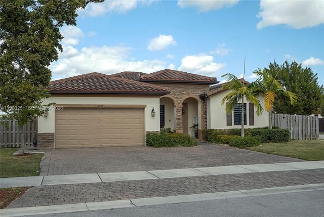 2597 SE 2nd Street, sold in Kingman Commons, Homestead, FL