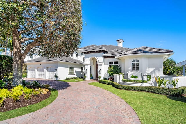 2310 W Silver Palm Road, Royal Palm Yacht And Country Club, Boca Raton, FL