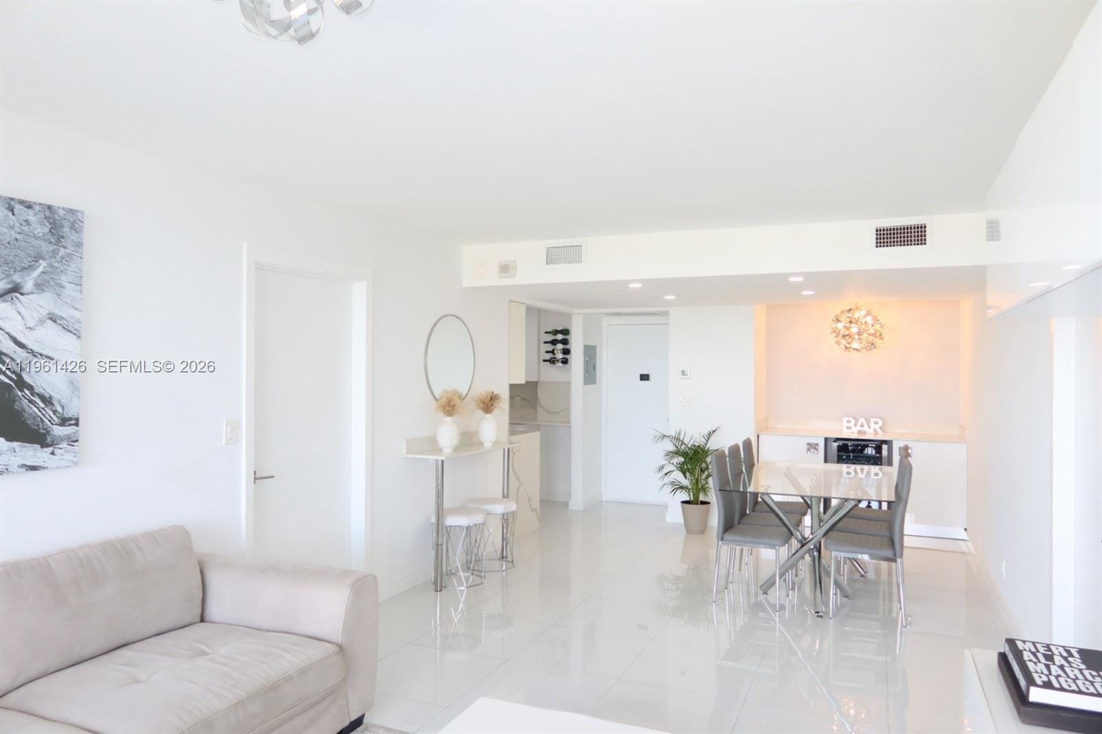 20301 W Country Club Drive 1422, Aventura, FL 33180 photo 11