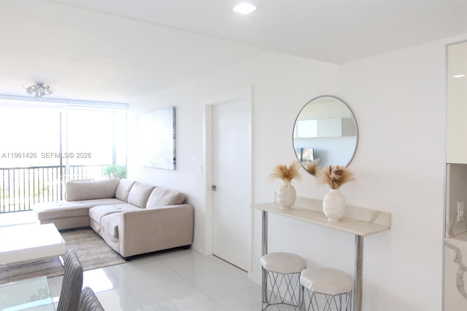 20301 W Country Club Drive 1422, Aventura, FL 33180 photo 3