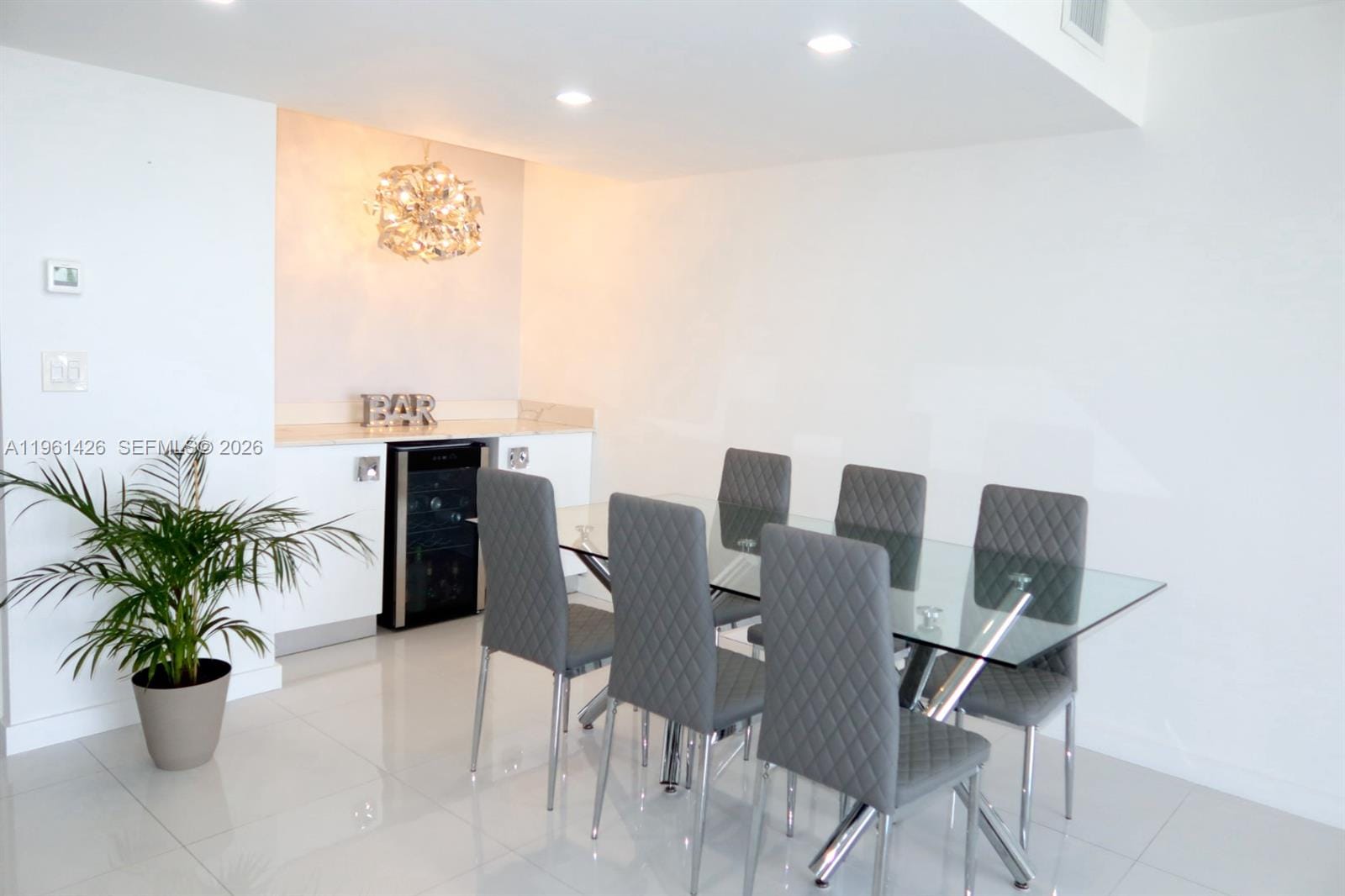 20301 W Country Club Drive 1422, Aventura, FL 33180 photo 7
