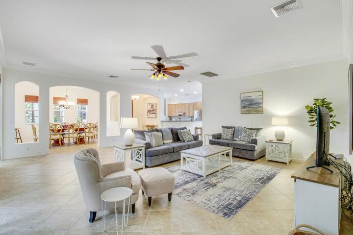 349 Chambord Terrace, Palm Beach Gardens, FL 33410, Palm Beach Gardens
