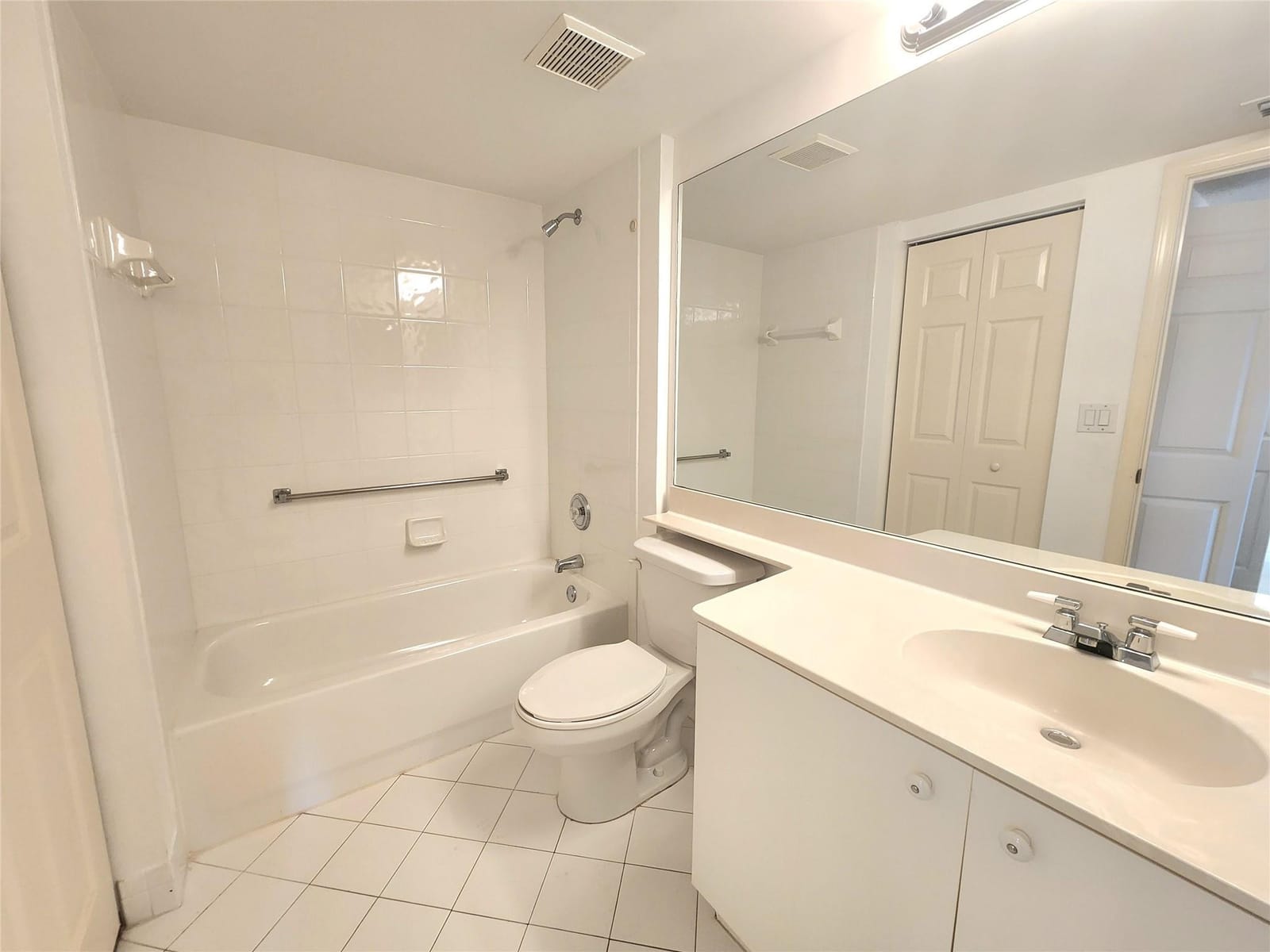 7751 Southampton Terrace 213, Tamarac, FL 33321 photo 17