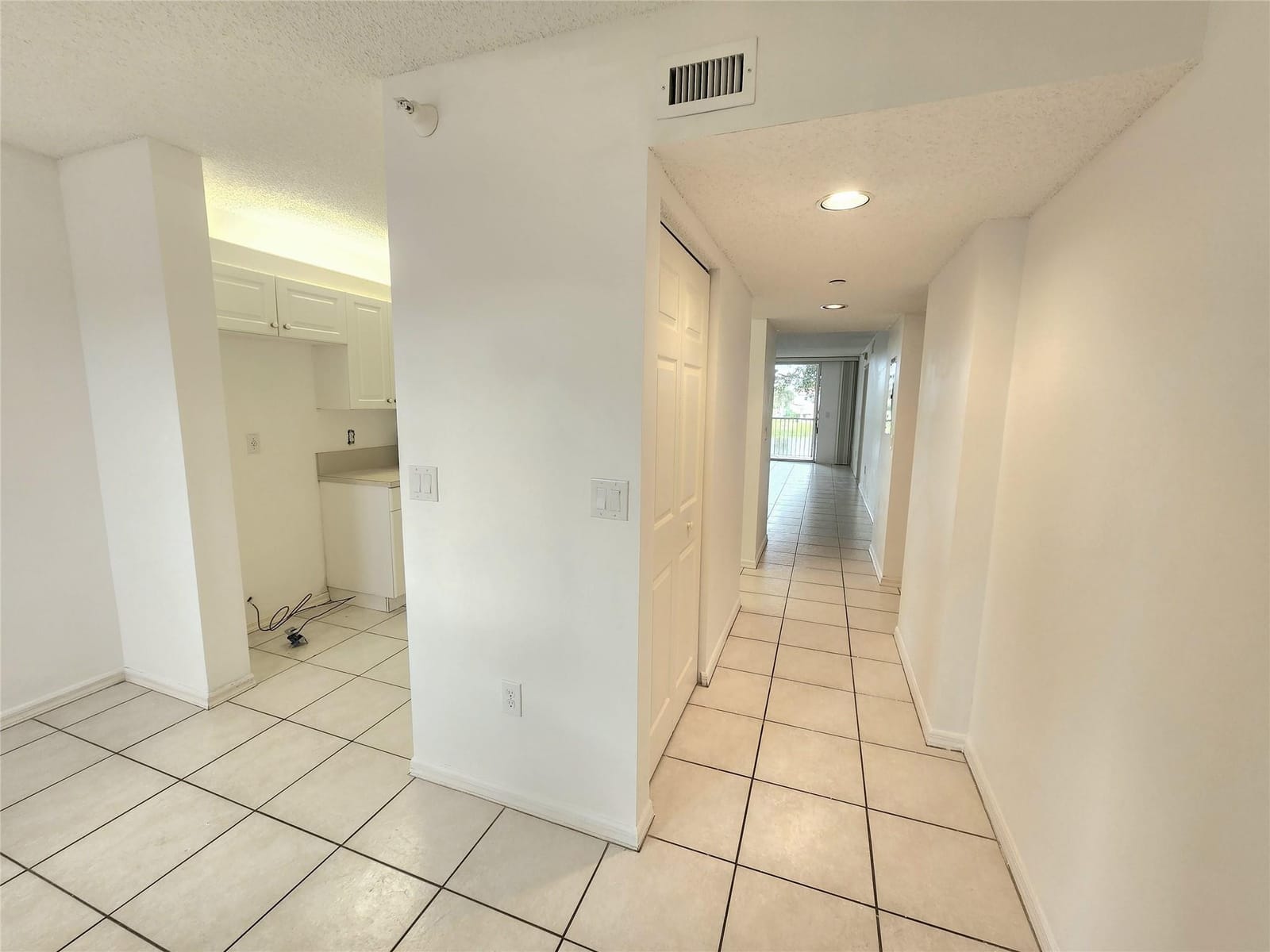 7751 Southampton Terrace 213 — photo 4