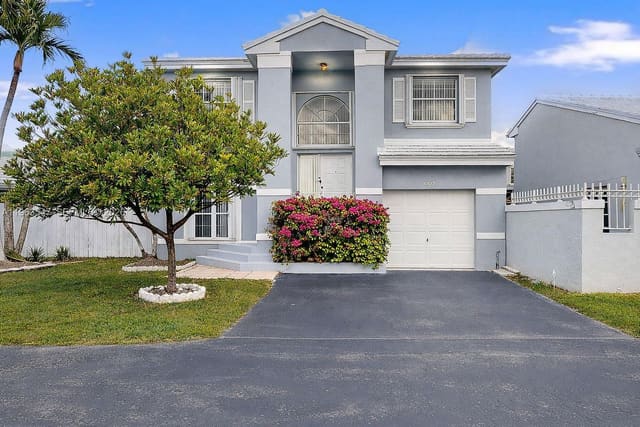 6322 SW 112th Place, Miami, FL 33173