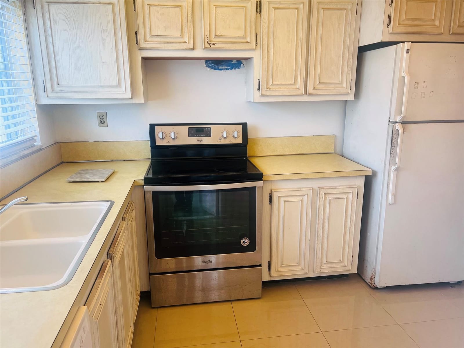 4046 NW 19th Street 203, Lauderhill, FL 33313 photo 5