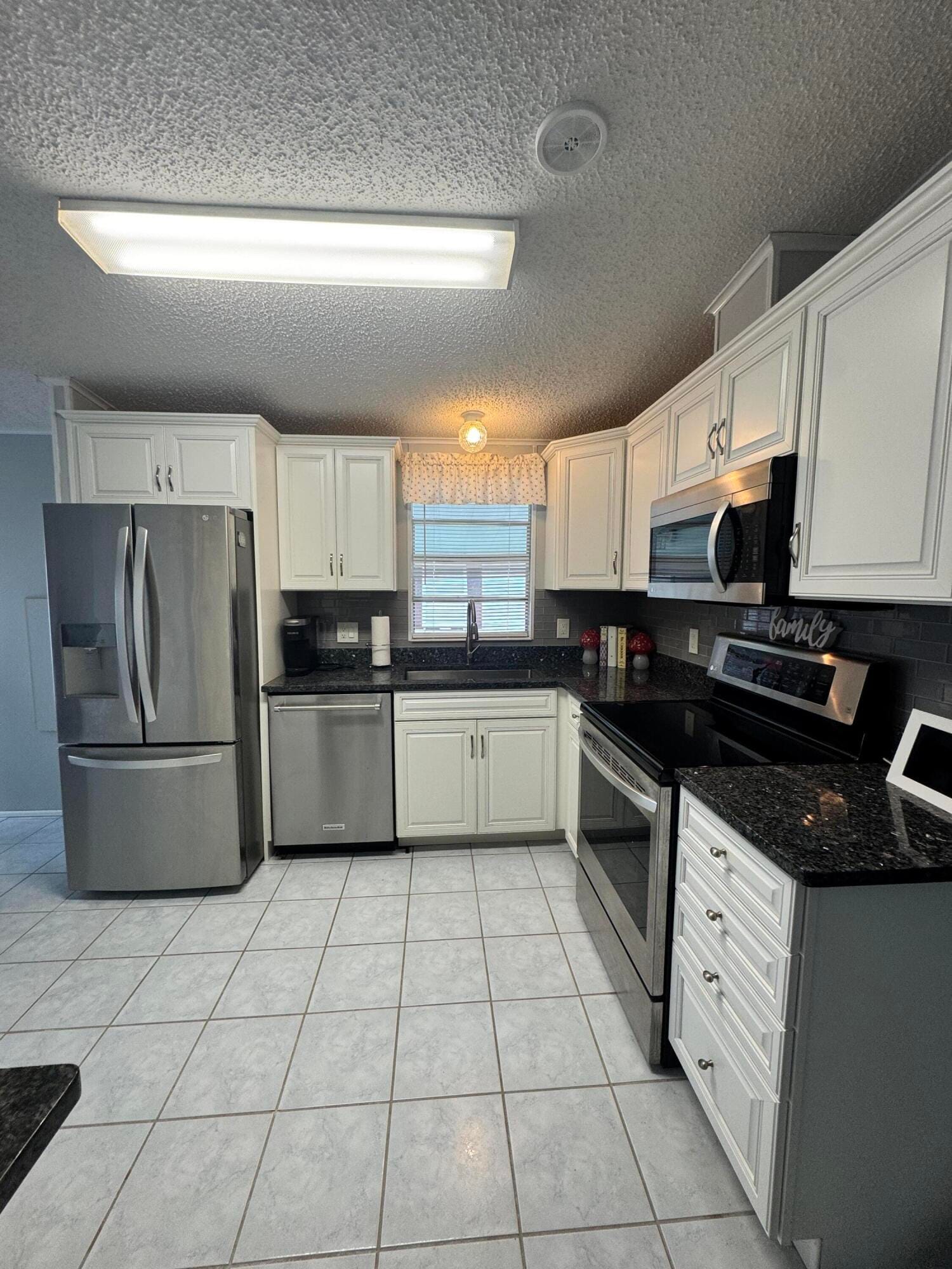 14534 Dulce Real Avenue, Fort Pierce, FL 34951 photo 17