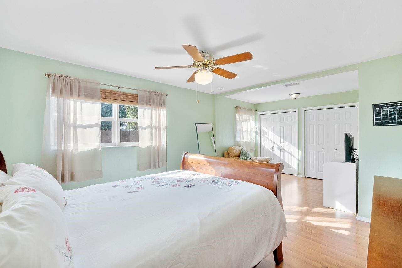 2410 Montego Drive, Miramar, FL 33023 photo 22