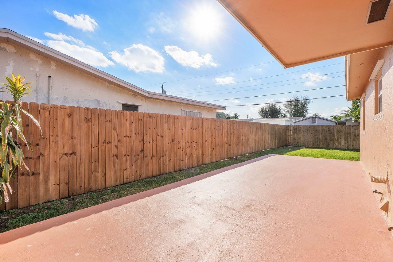 2410 Montego Drive, Miramar, FL 33023 photo 28
