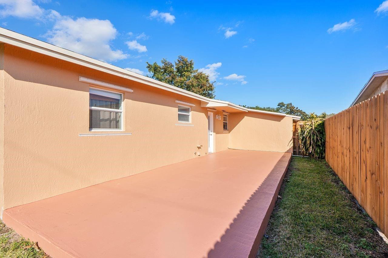 2410 Montego Drive, Miramar, FL 33023 photo 29