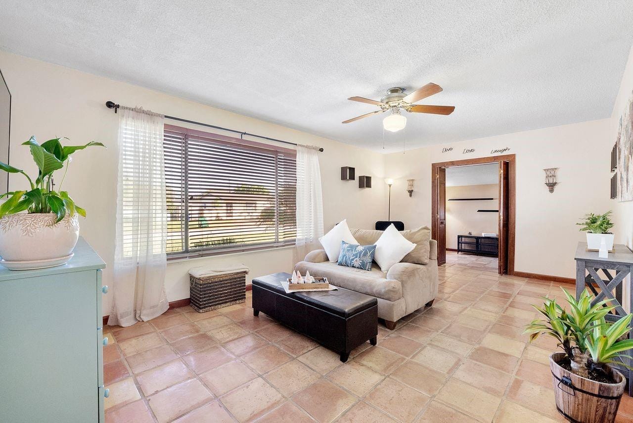 2410 Montego Drive — photo 5