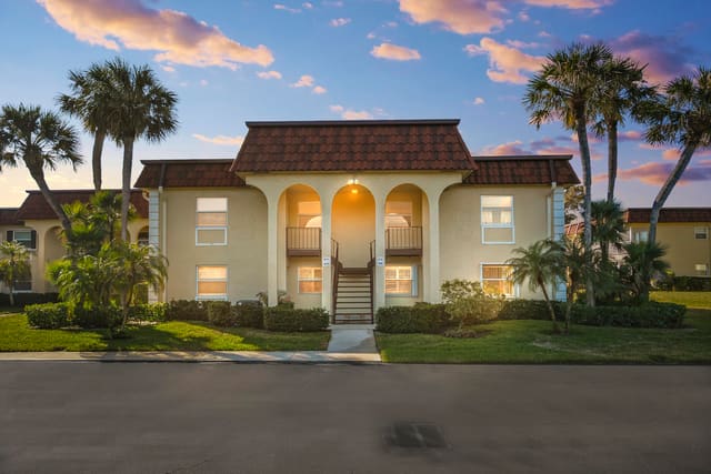 717 S Us Hwy 1 305, sold in Villas on the Green, Jupiter, FL