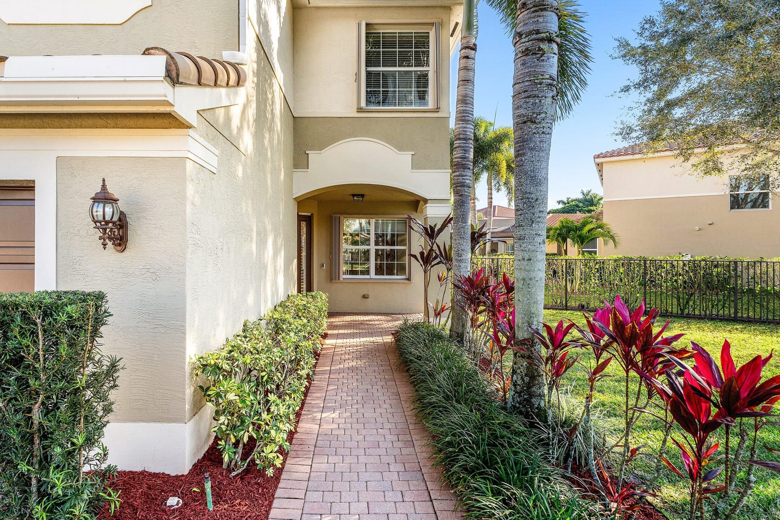 8316 Calabria Lakes Drive, Boynton Beach, FL 33473 photo 3