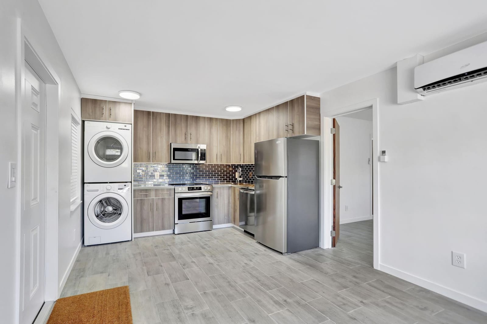 1000 SW 30th Street 1 — photo 2