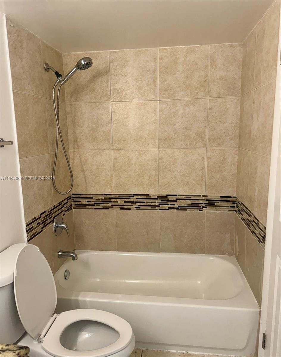 494 NW 165th St Road C508, Miami, FL 33169 photo 14