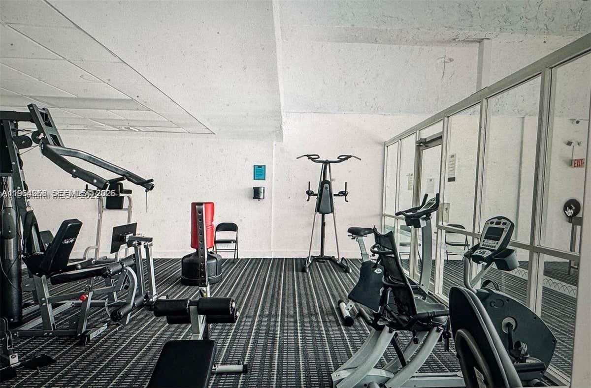 494 NW 165th St Road C508, Miami, FL 33169 photo 17