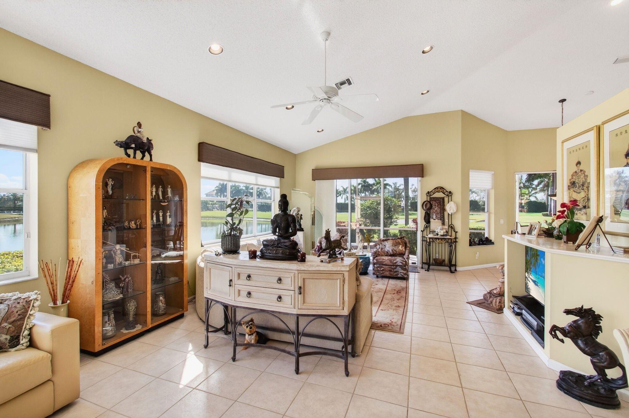 6862 Swansea Lane — photo 9
