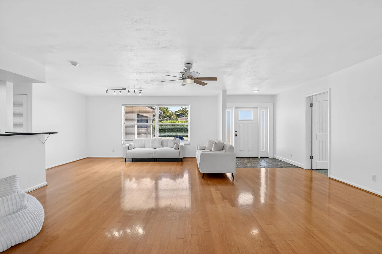 3651 Palm Drive, Riviera Beach, FL 33404 photo 21
