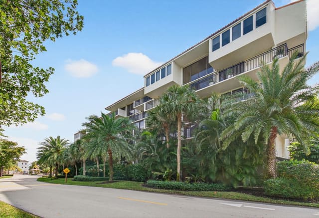 3908 S Ocean Boulevard 127, Highland Beach, FL 33487