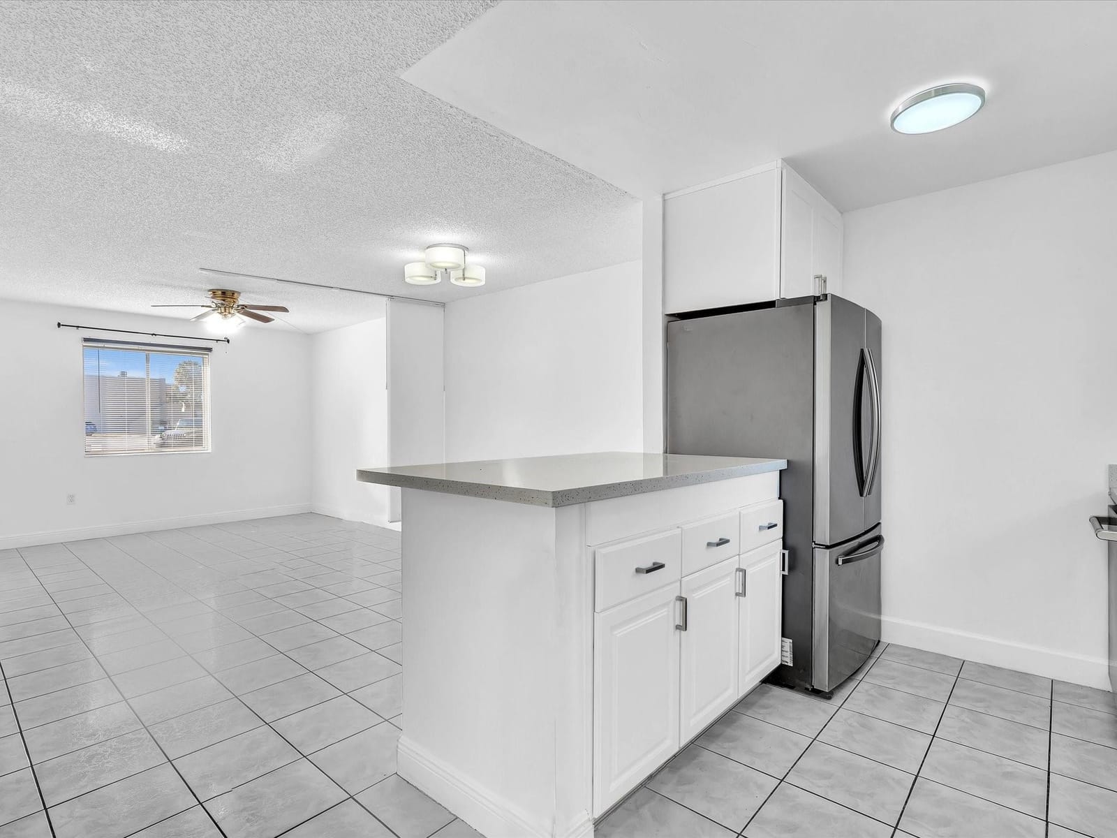 6034 Forest Hill Boulevard 107 — photo 3