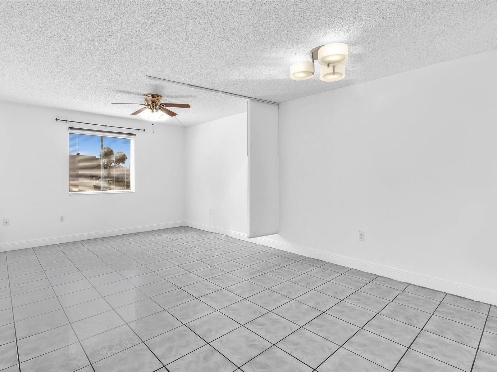 6034 Forest Hill Boulevard 107 — photo 9