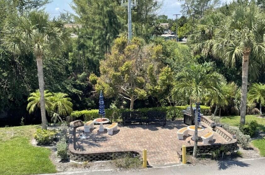 306 Wellington L, West Palm Beach, FL 33417 photo 14