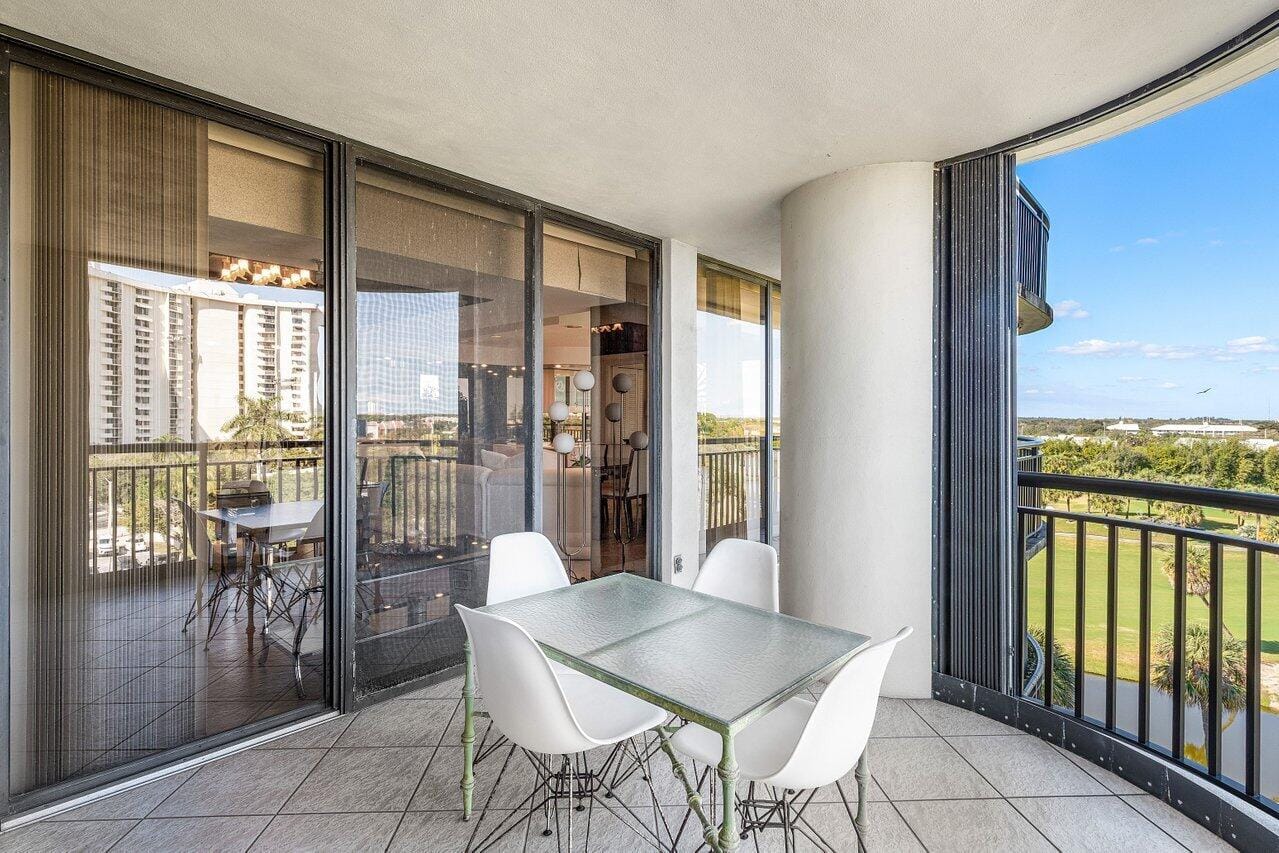 2427 Presidential Way 701, West Palm Beach, FL 33401 photo 14