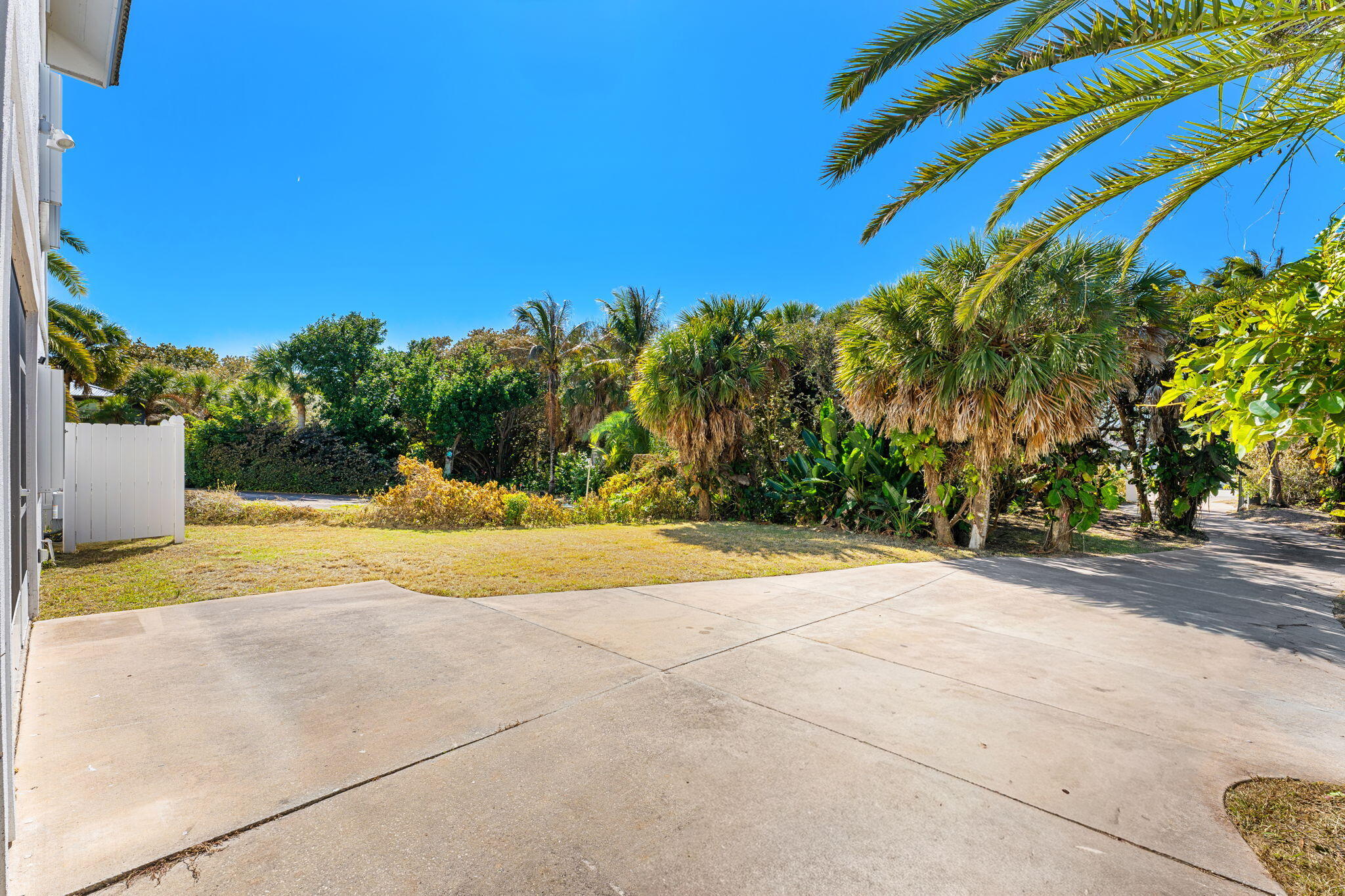 9085 S Highway A1a, Melbourne Beach, FL 32951 photo 16