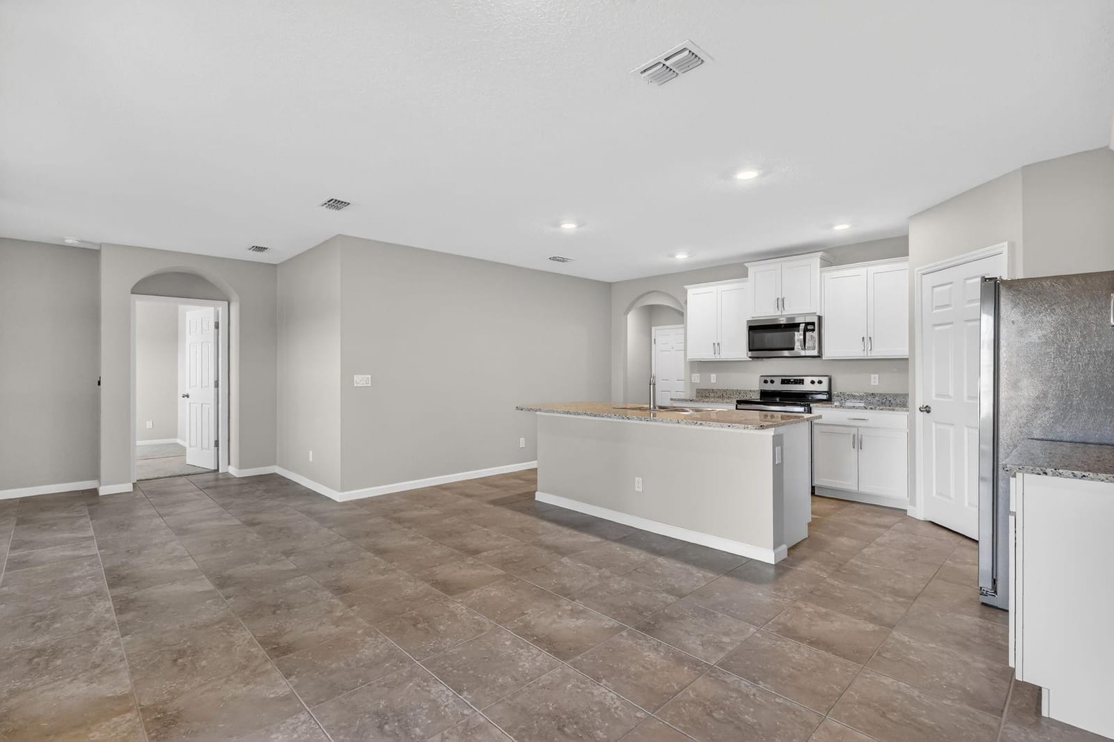 6556 NW Oaklawn Way — photo 11