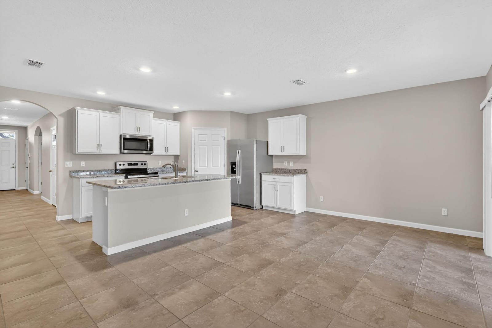 6556 NW Oaklawn Way, Port St. Lucie, FL 34983 photo 17