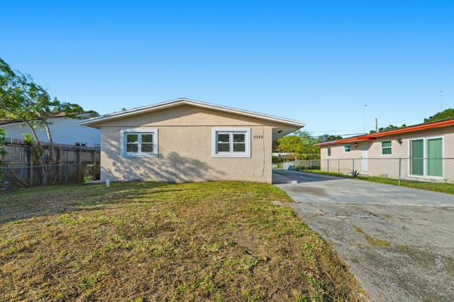 5649 SW 36th Court, West Park, FL 33023