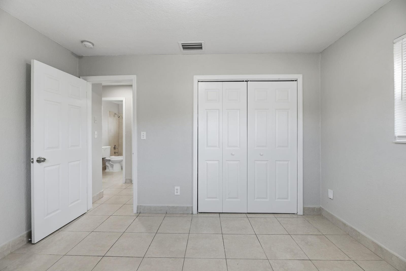 5649 SW 36th Court, West Park, FL 33023 photo 17
