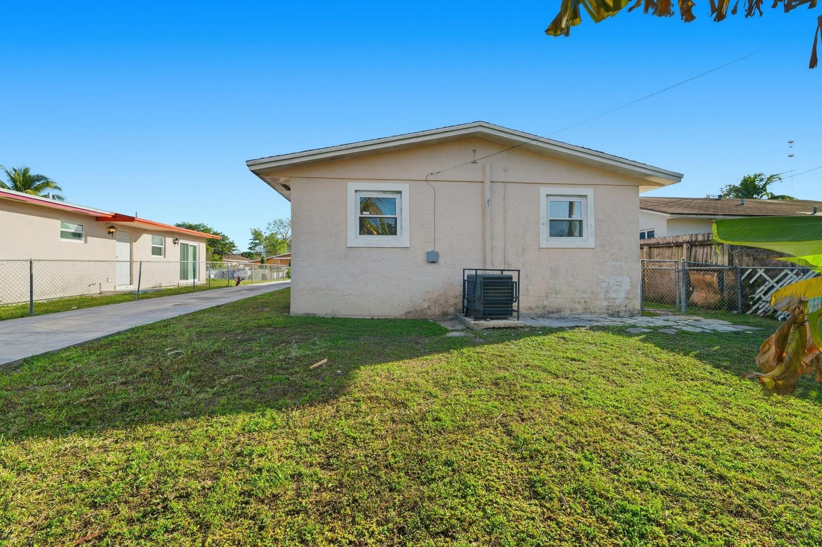 5649 SW 36th Court, West Park, FL 33023 photo 27