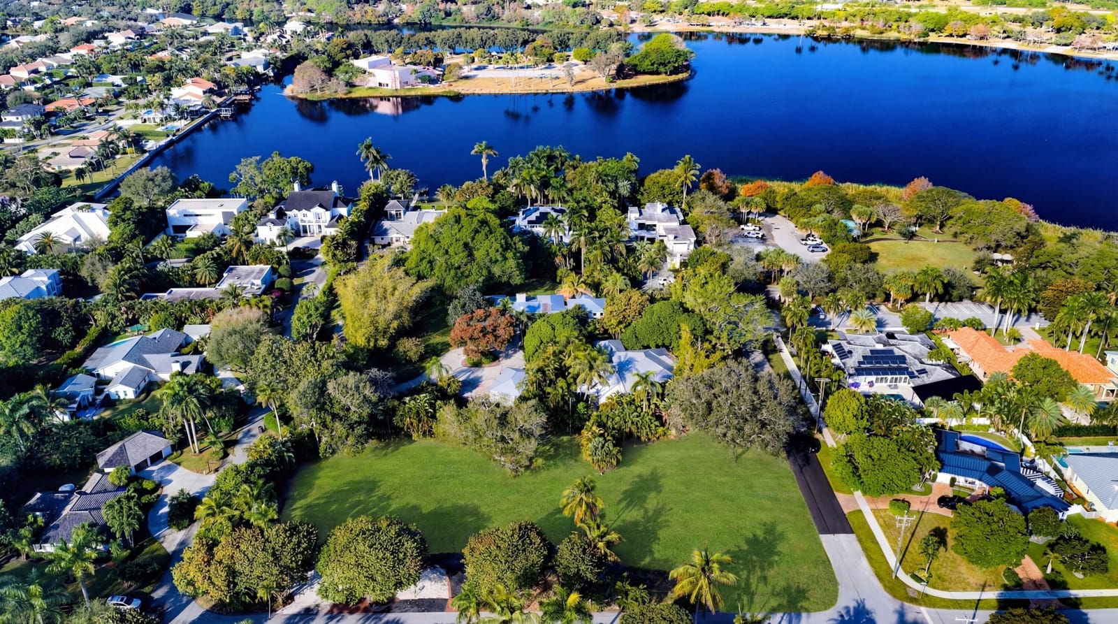 1010 Hibiscus Lane, Delray Beach, FL 33444 photo 4