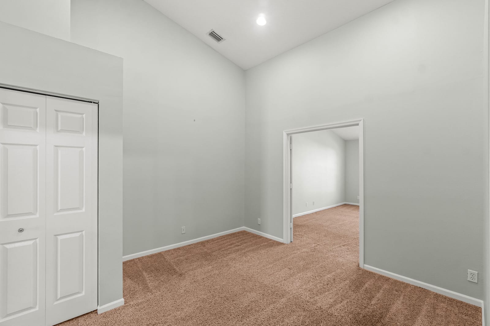 9819 Lago Drive, Boynton Beach, FL 33472 photo 13