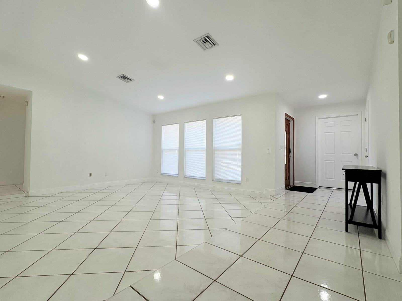 1107 Woodcrest Road W, West Palm Beach, FL 33417 photo 25