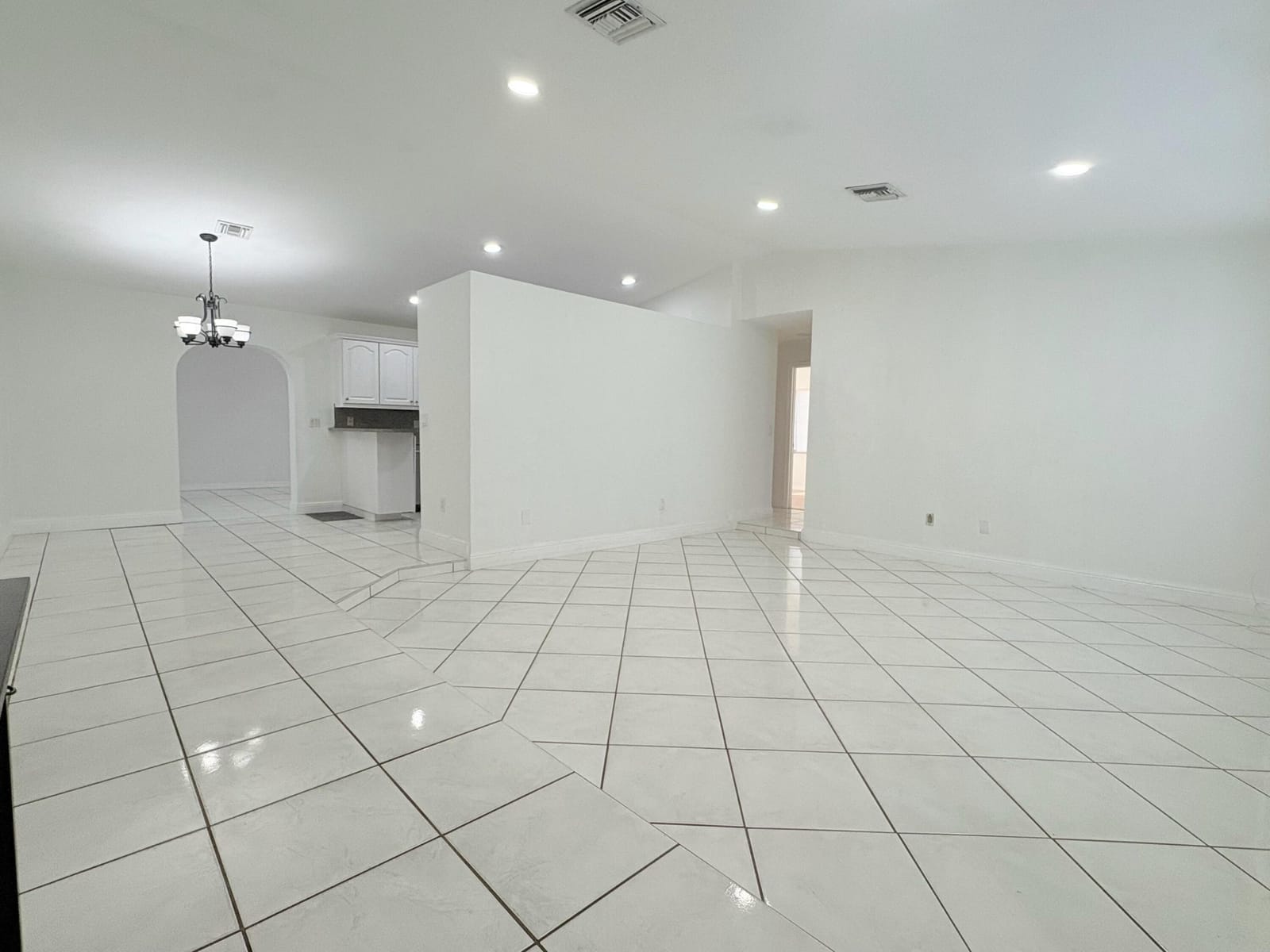 1107 Woodcrest Road W, West Palm Beach, FL 33417 photo 27