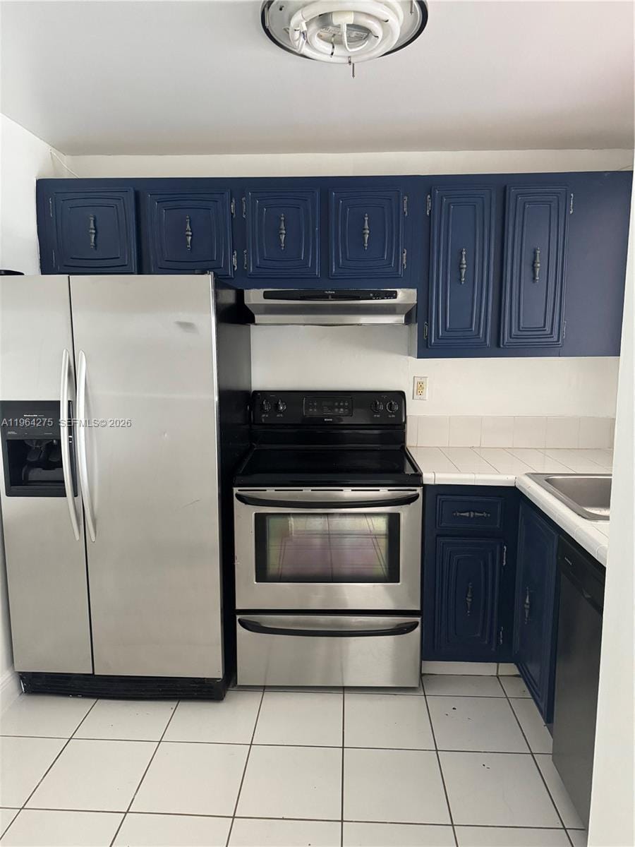 496 NW 165th St Road D-614 — photo 8