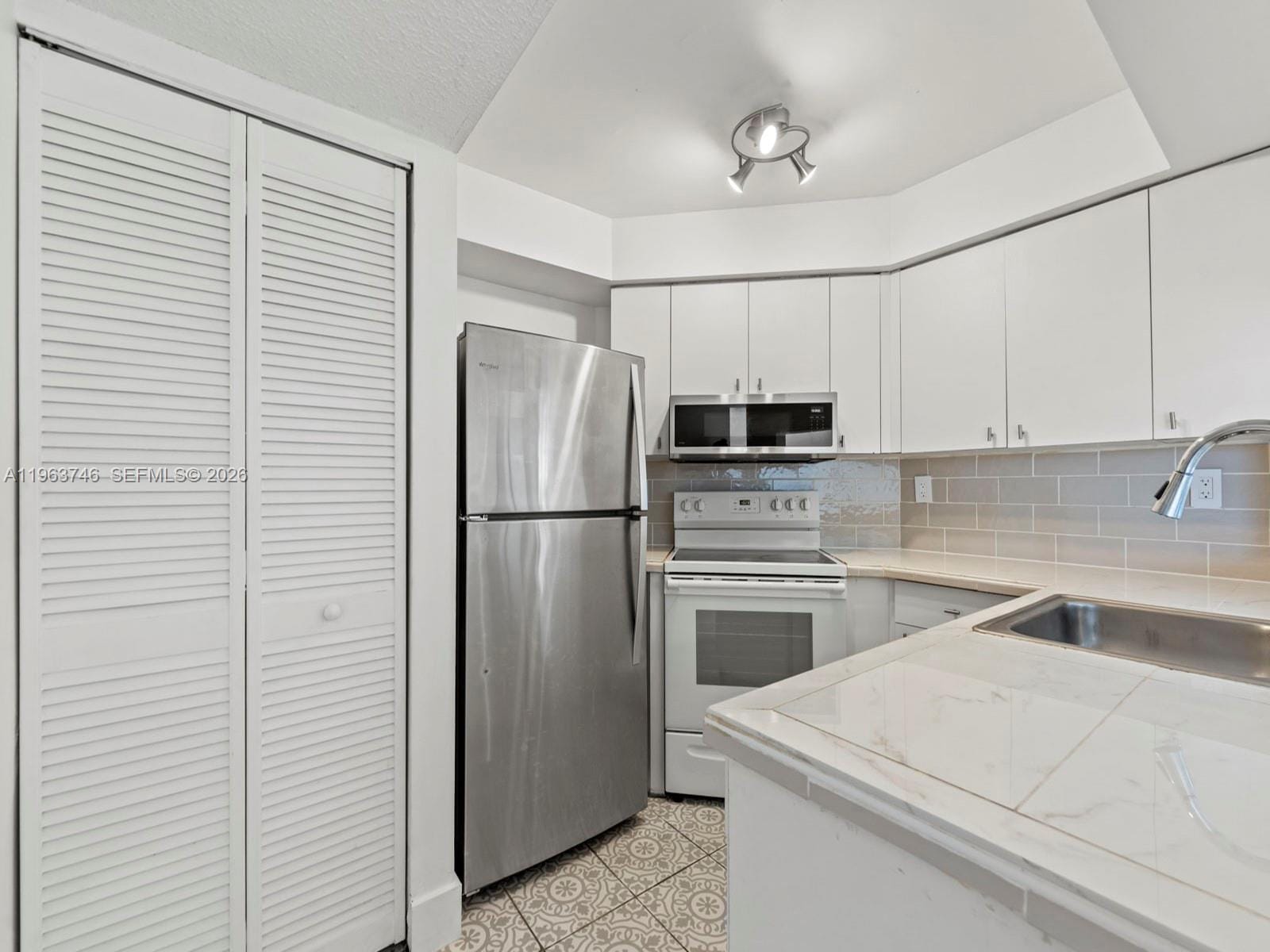 8365 SW 152nd Avenue C-310 — photo 10