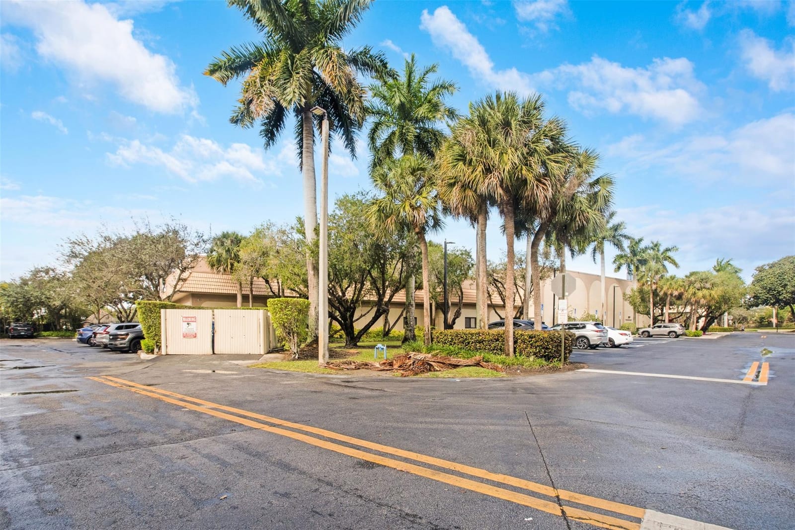 16131 Laurel Drive 33, Weston, FL 33326 photo 24