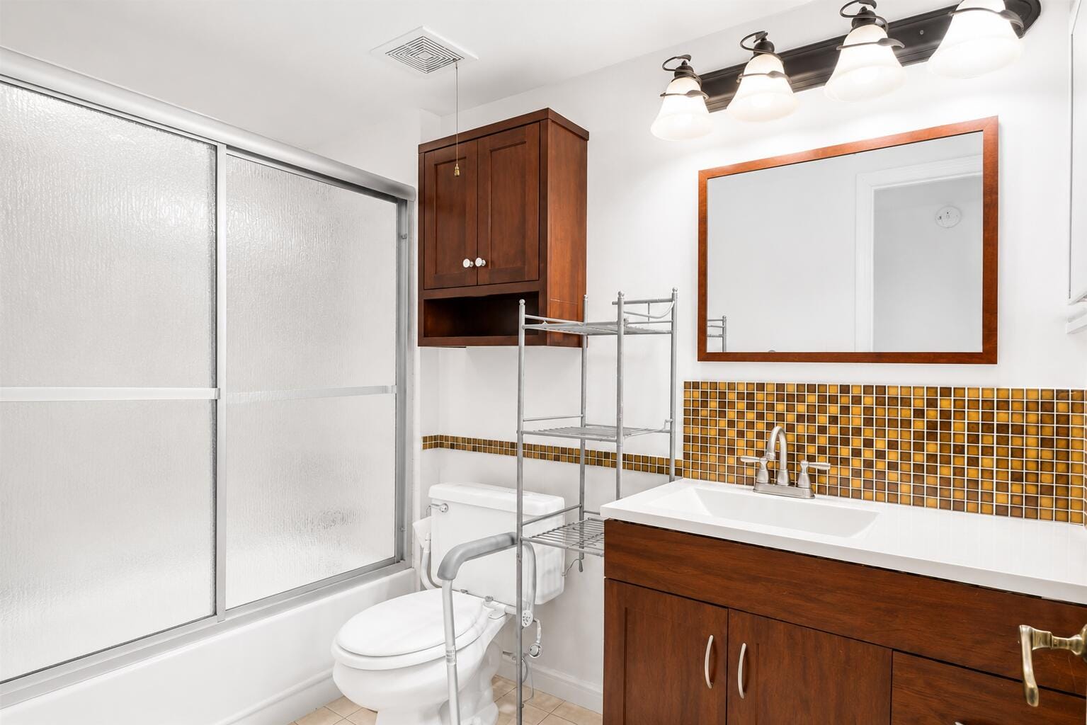 16131 Laurel Drive 33 — photo 8