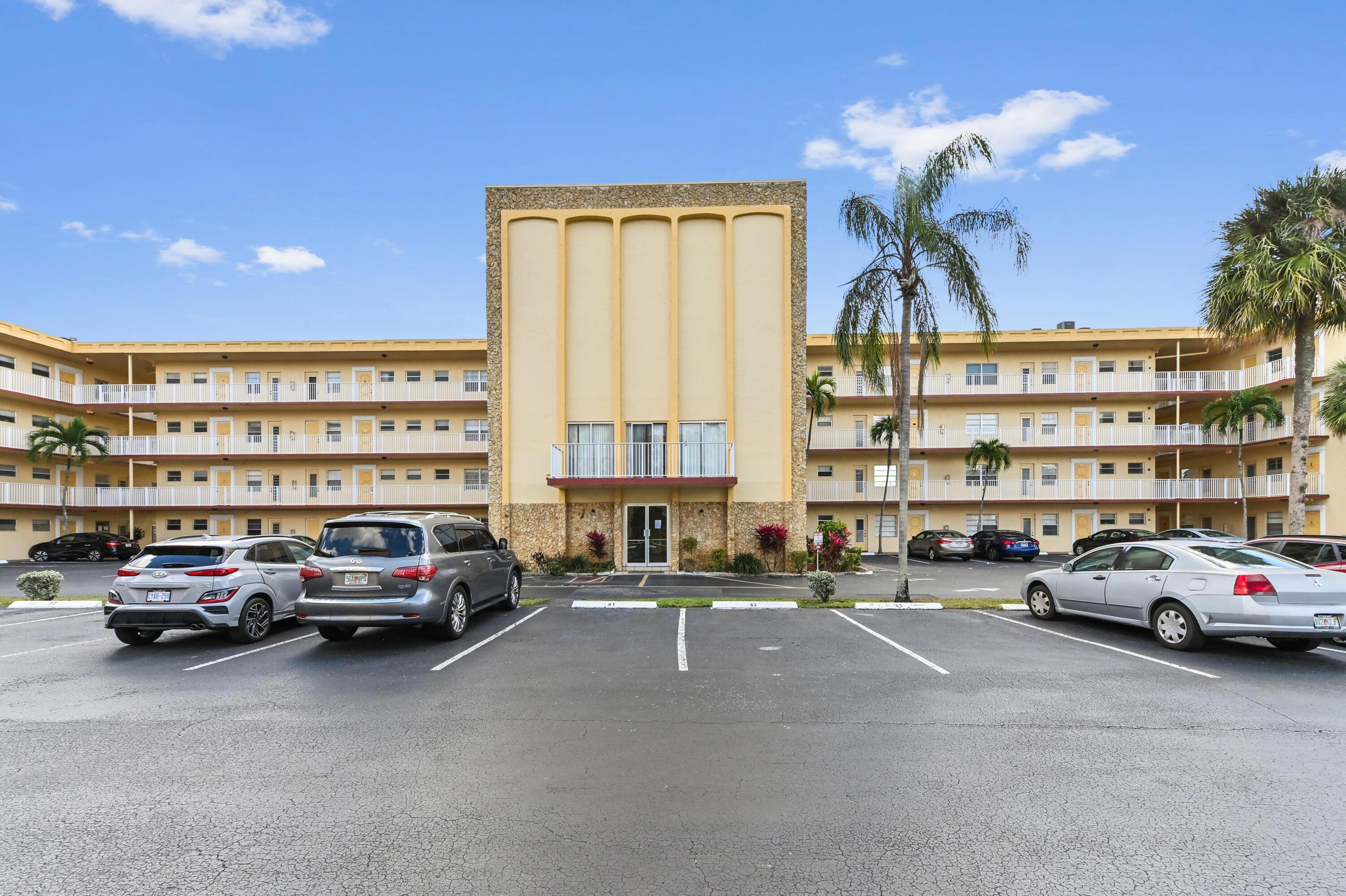3940 NW 42nd Avenue 116, Lauderdale Lakes, FL 33319, Lauderdale Lakes