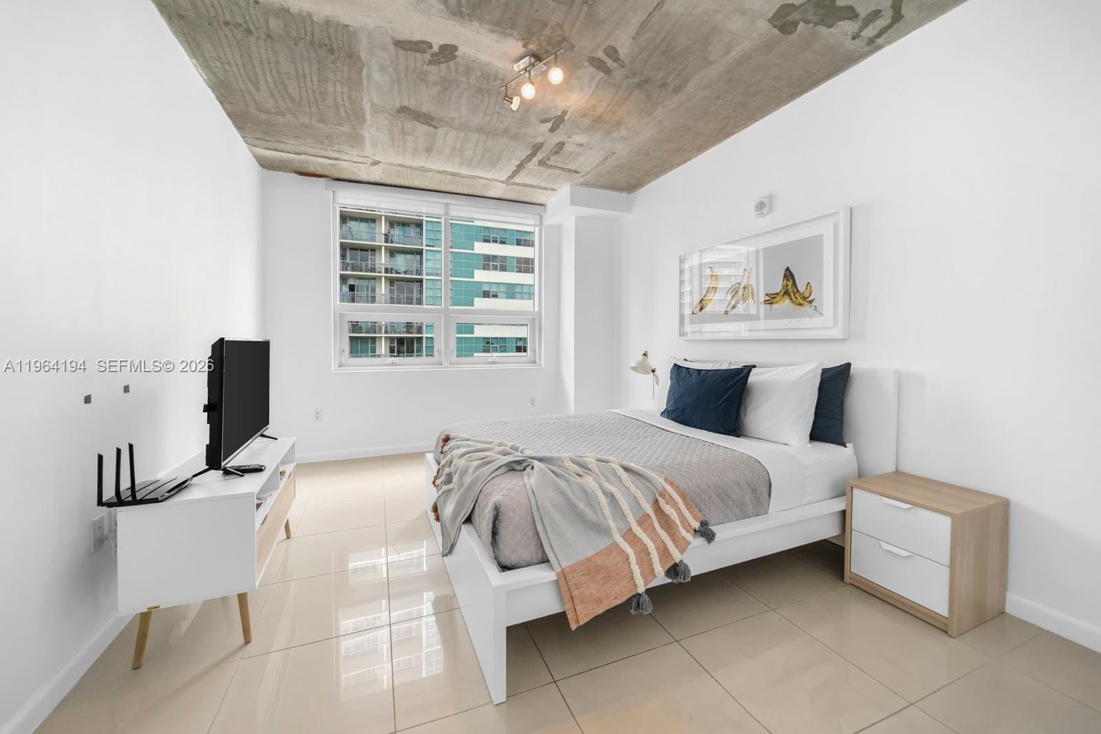 3250 NE 1st Avenue 1104 — photo 12